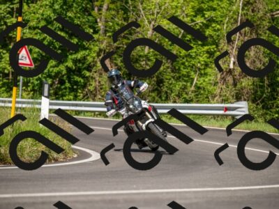 202605091001-M22_7868_m2_