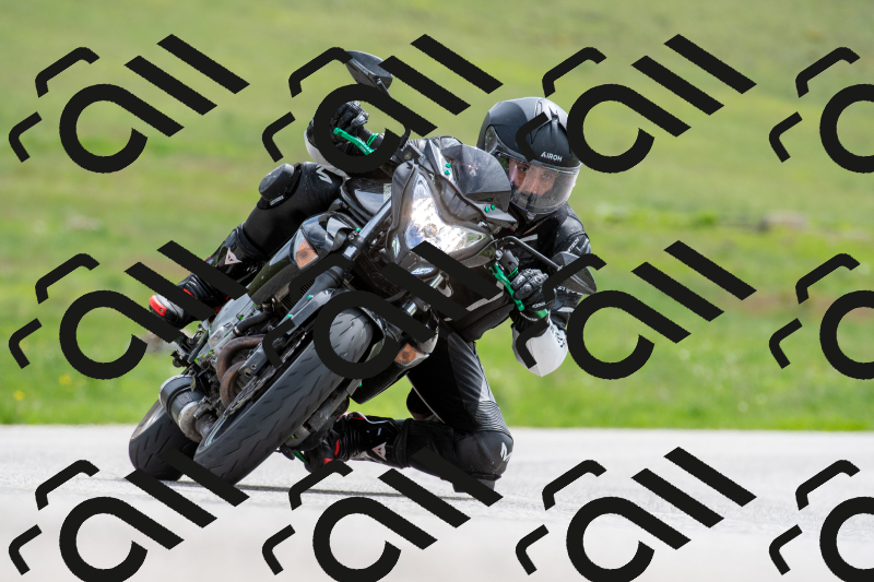 SMN0192