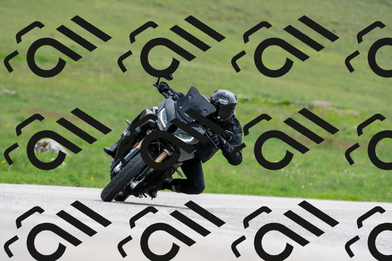 SMN0330