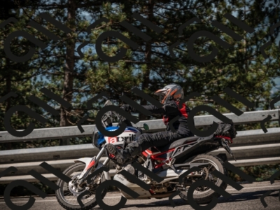 20250517_1004_am_-12