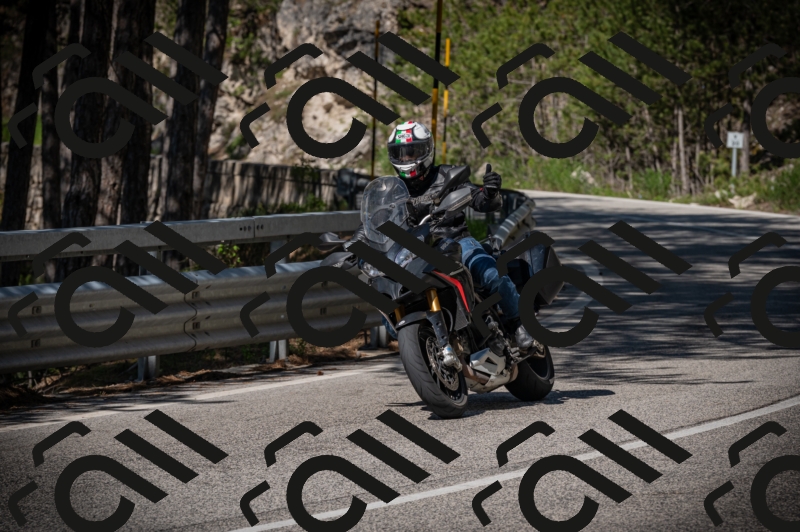 20250517_1004_am_-19