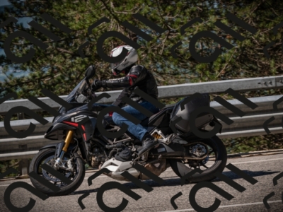 20250517_1004_am_-22