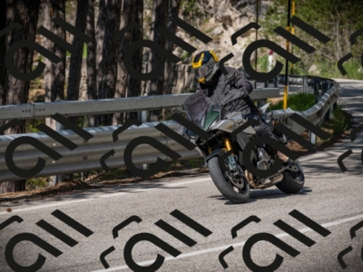 20250517_1004_am_-24