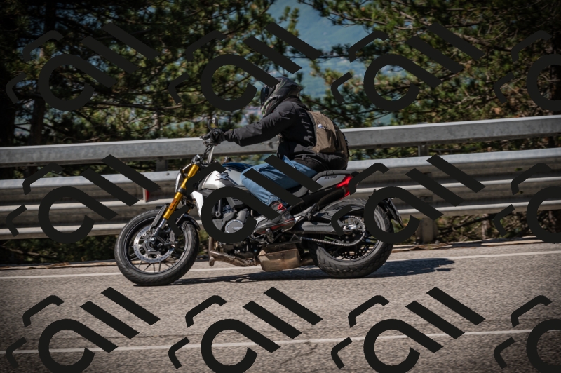 20250517_1017_am_-13