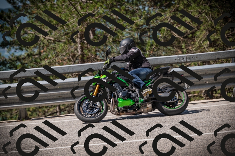 20250517_1034_am_-17