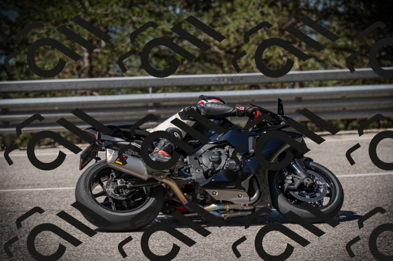 20250517_1036_am_-10