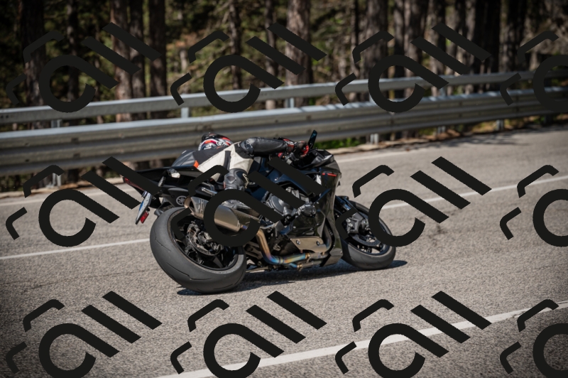 20250517_1036_am_-11