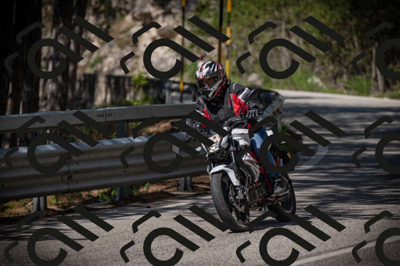 20250517_1036_am_-17