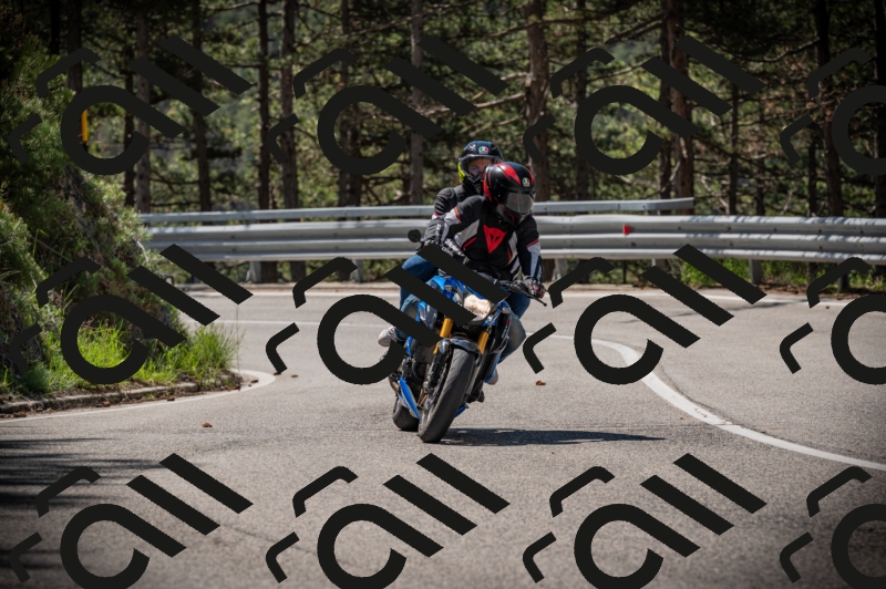 20250517_1057_am_-12