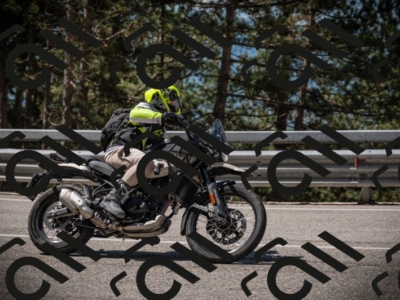 20250517_1100_am_-12