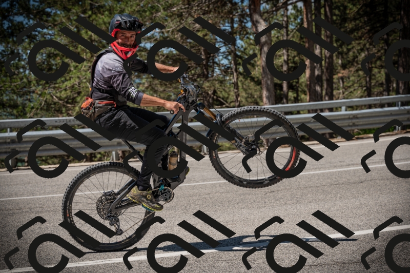 20250517_1101_am_-10