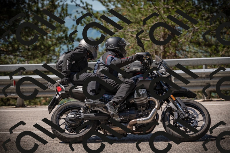 20250517_1102_am_-11