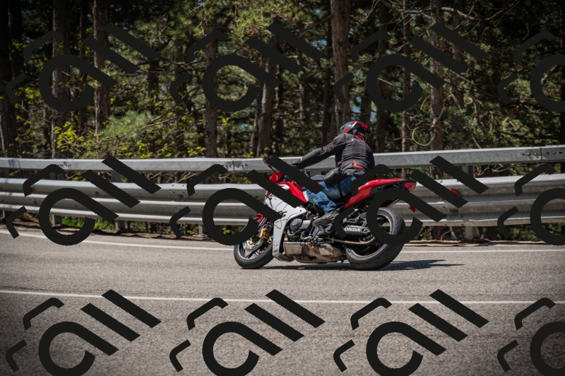 20250517_1115_am_-18