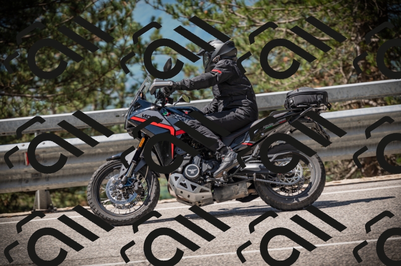 20250517_1119_am_-11