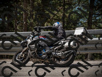 20250517_1126_am_-14