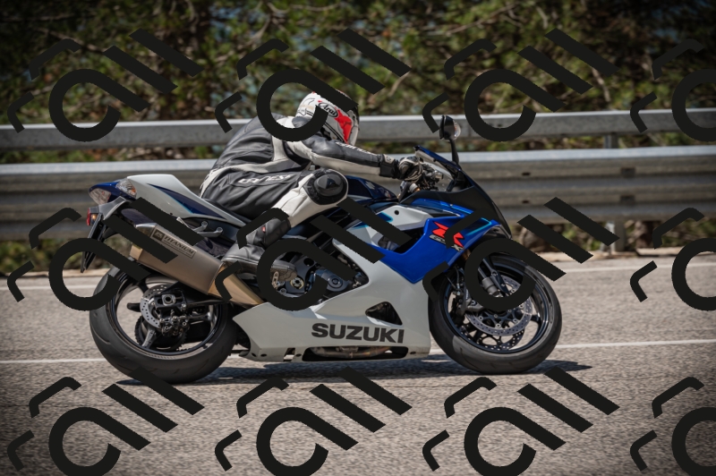 20250517_1128_am_-10