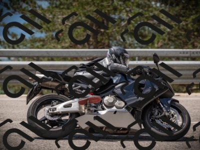 20250517_1159_am_-11