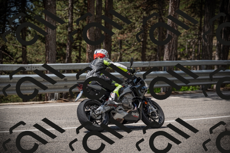 20250517_1159_am_-20