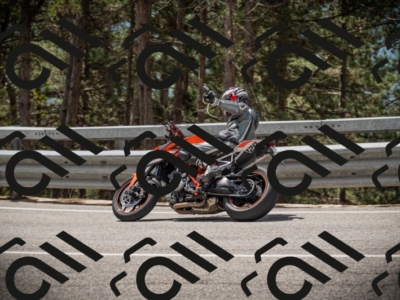 20250517_1200_am_-12