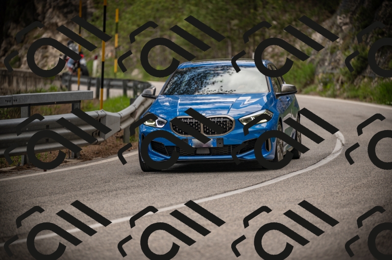 20250517_1211_am_-10