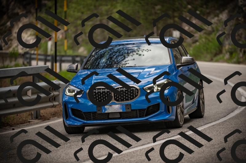 20250517_1211_am_-11