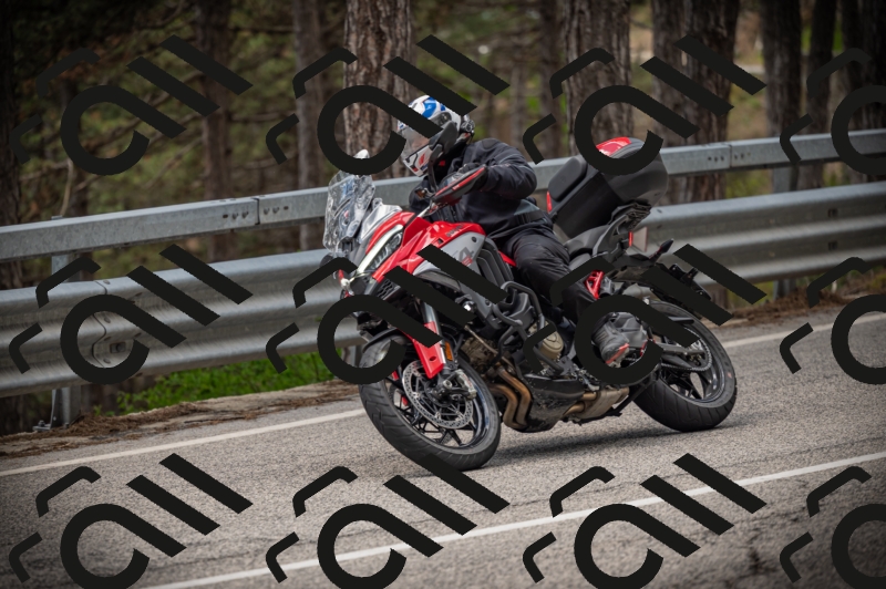 20250517_1213_am_-10