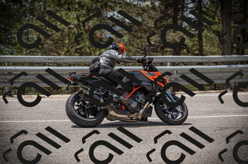 20250517_1222_am_-10