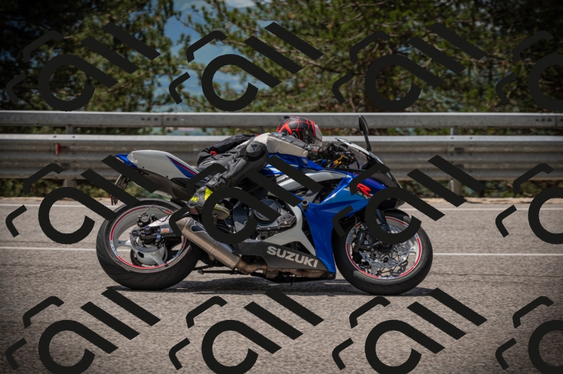 20250517_1223_am_-21