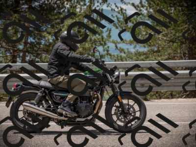 20250517_1225_am_-18