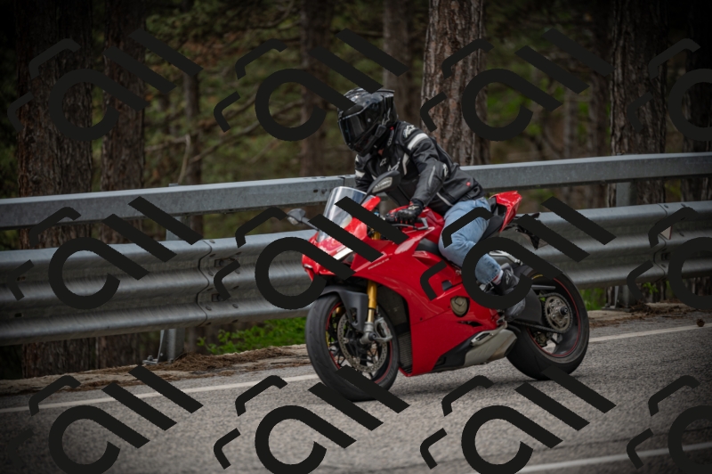 20250517_1241_am_-12