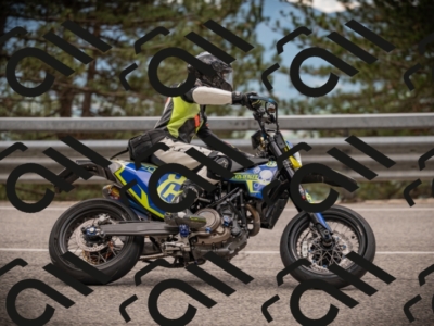 20250517_1245_am_-16