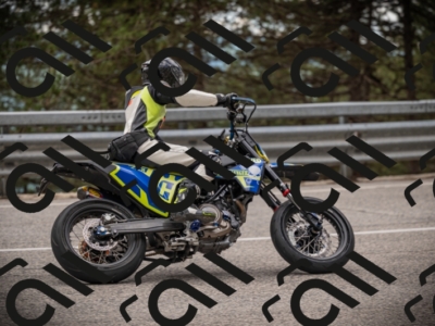 20250517_1245_am_-17