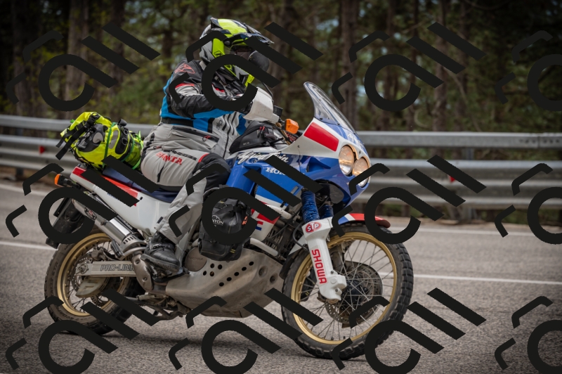 20250517_1248_am_-18