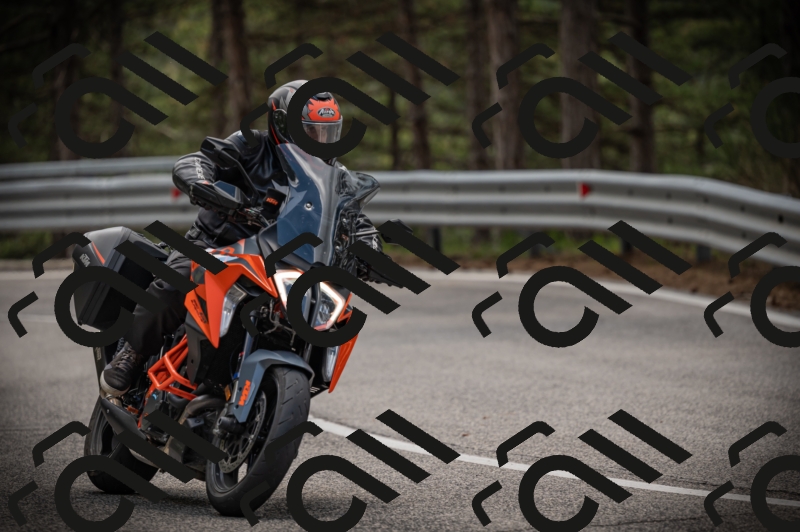 20250517_1256_am_-10