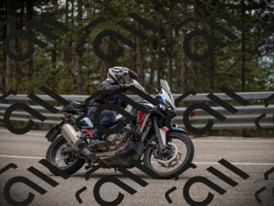 20250517_1256_am_-13