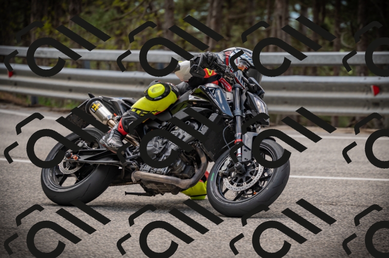 20250517_1256_am_-22