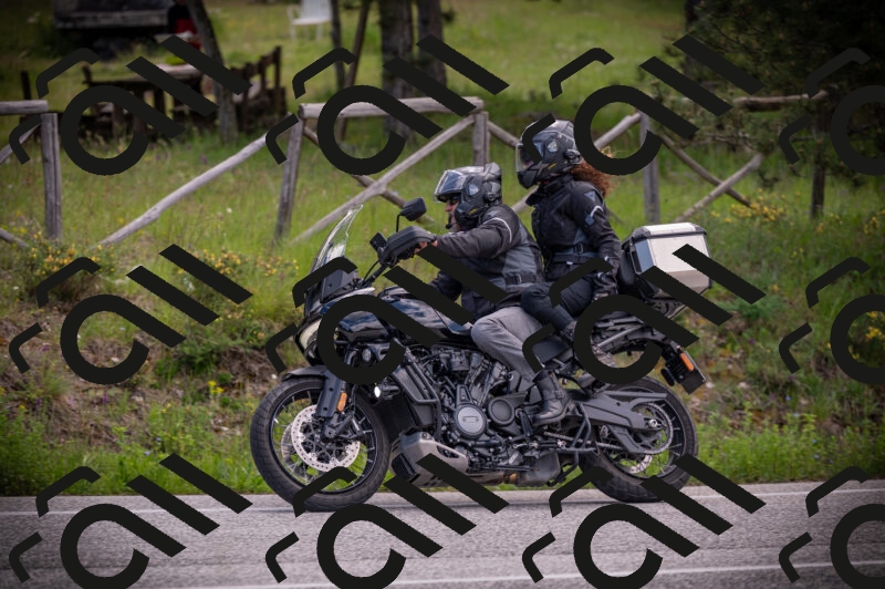 202505181115-_am_-18