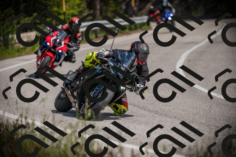 20250518120117-Z62_1044_am_