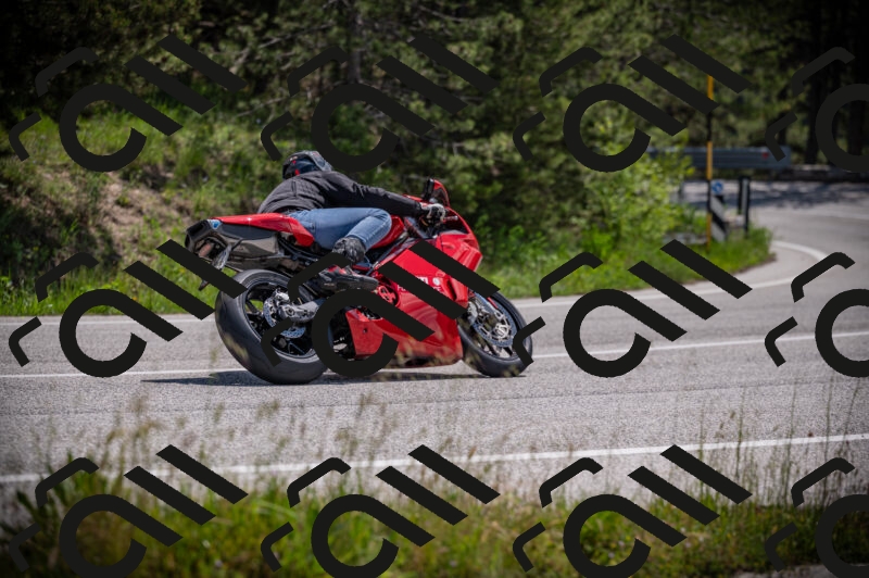 20250518120122-Z62_1055_am_