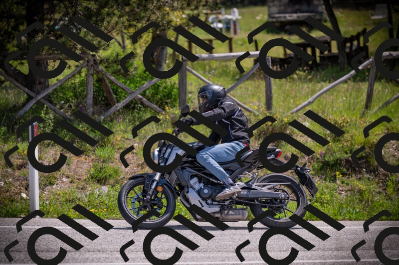 20250518120145-Z62_1071_am_