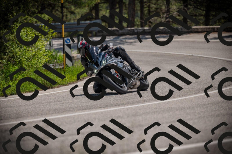 20250518120303-Z62_1085_am_