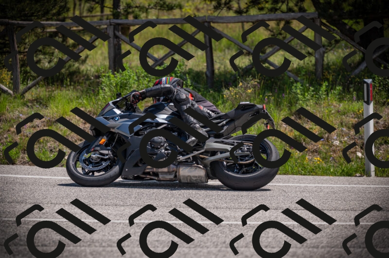 20250518120304-Z62_1088_am_