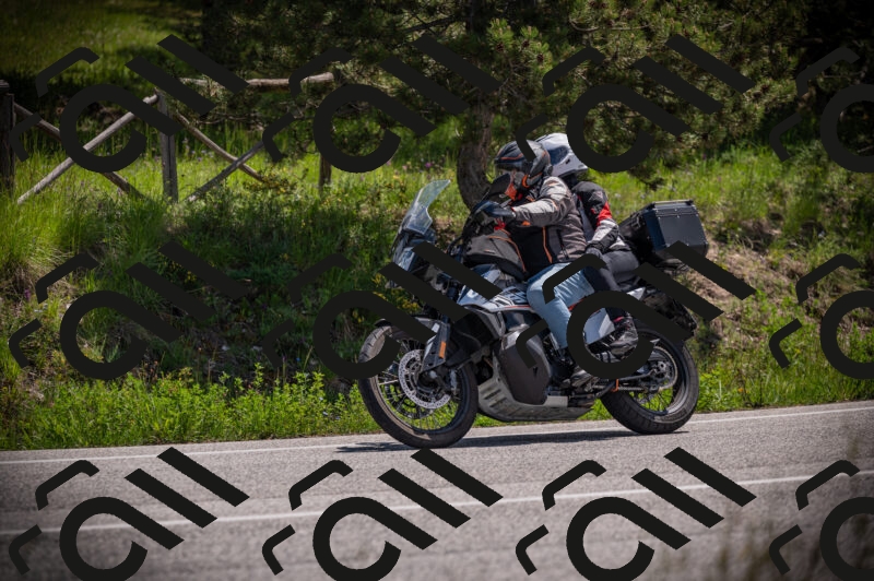 20250518120327-Z62_1094_am_