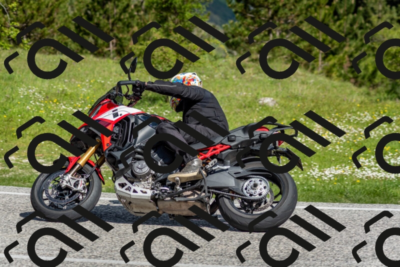 202505181013-DSC_7178_c2