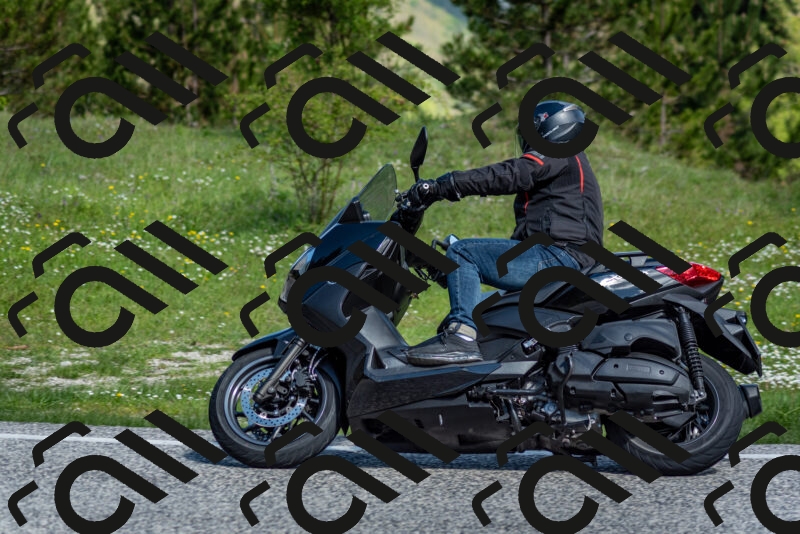 202505181019-DSC_7247_c2