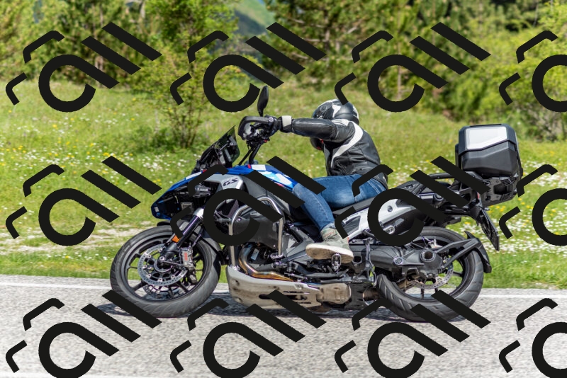 202505181033-DSC_7372_c2