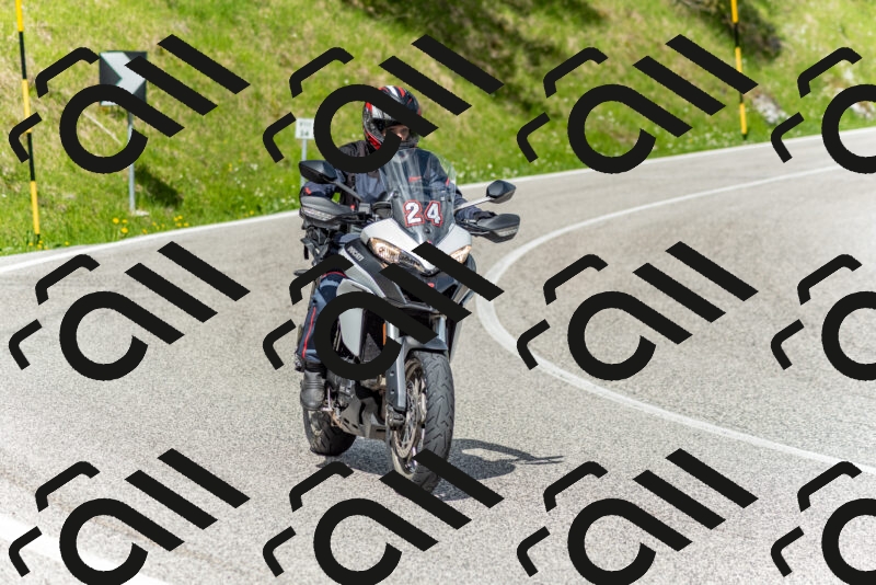 202505181035-DSC_7395_c2