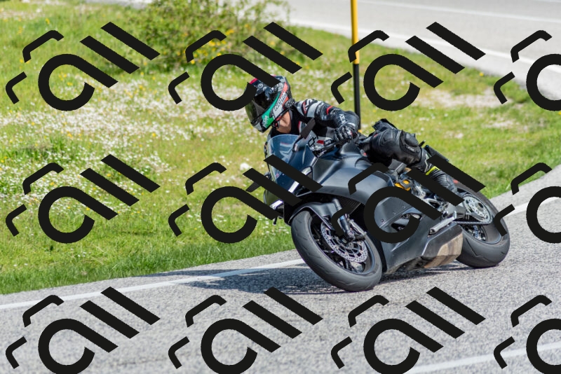 202505181047-DSC_7550_c2