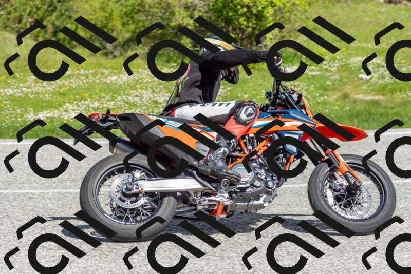 202505181047-DSC_7561_c2