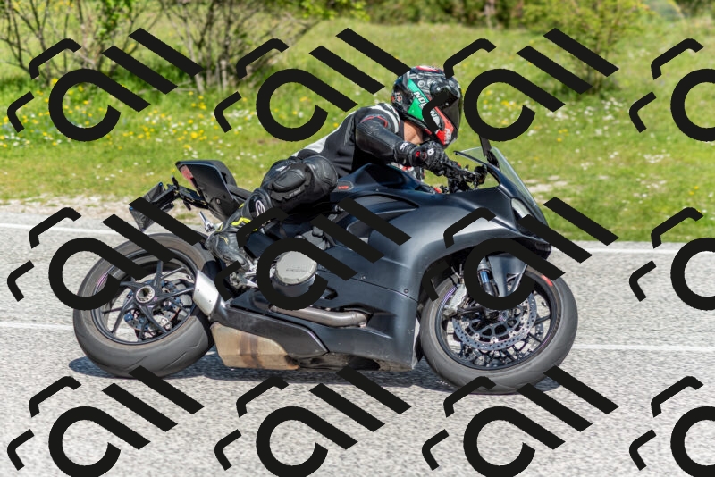 202505181048-DSC_7581_c2